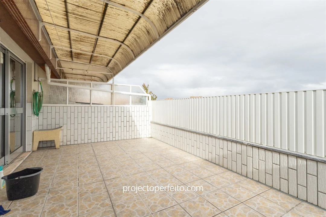 Apartamento T4 para Venda em Anta e Guetim Foto 15