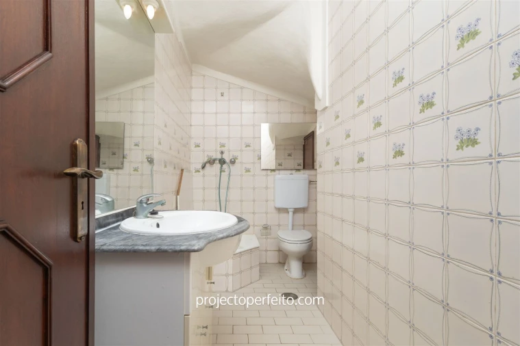 Apartamento T4 para Venda em Anta e Guetim Foto 9