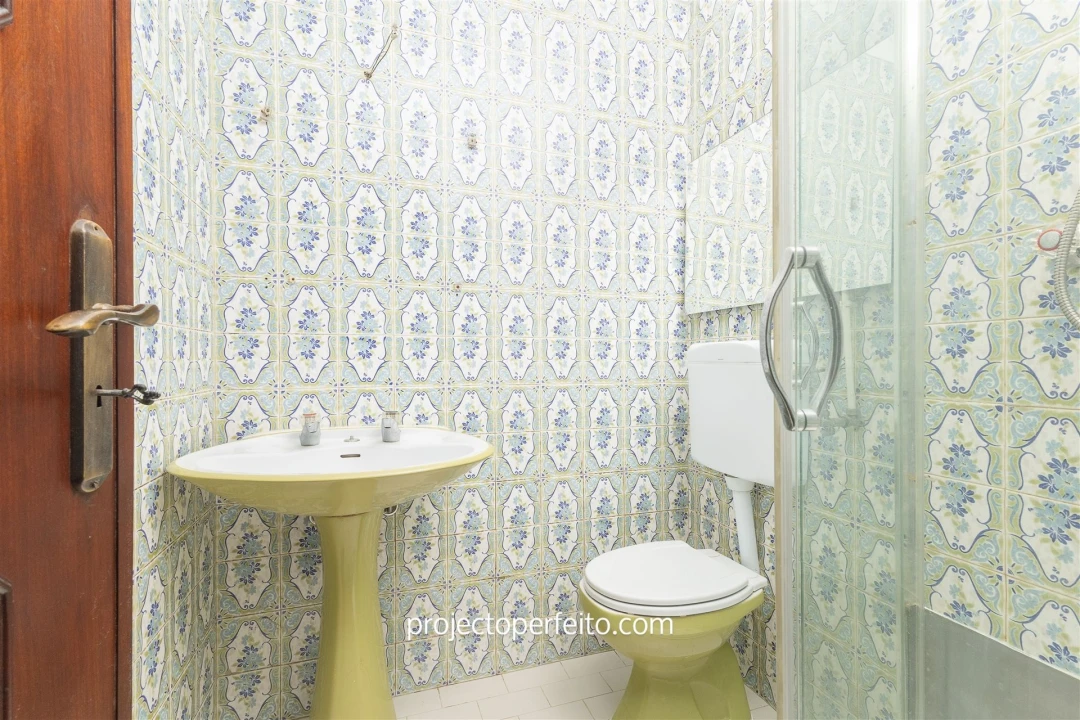 Apartamento T4 para Venda em Anta e Guetim Foto 12