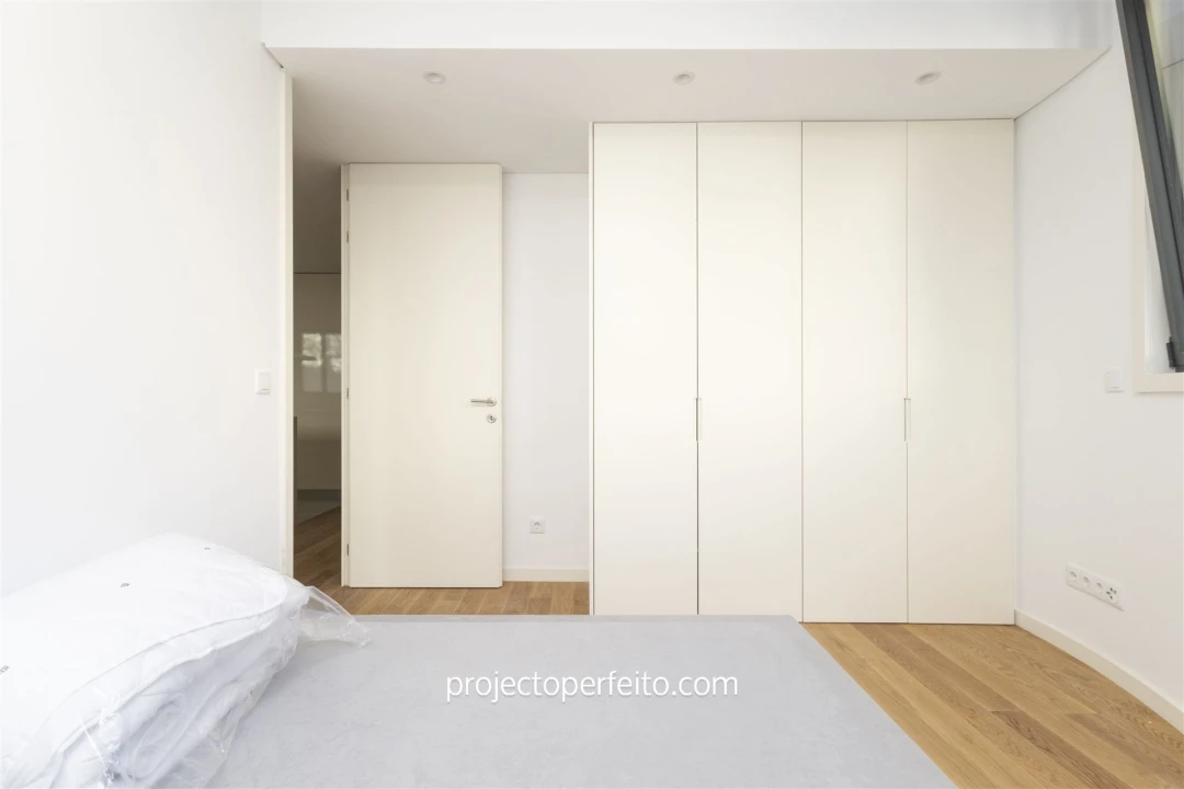 Apartamento T2 para Venda em Espinho Foto 7