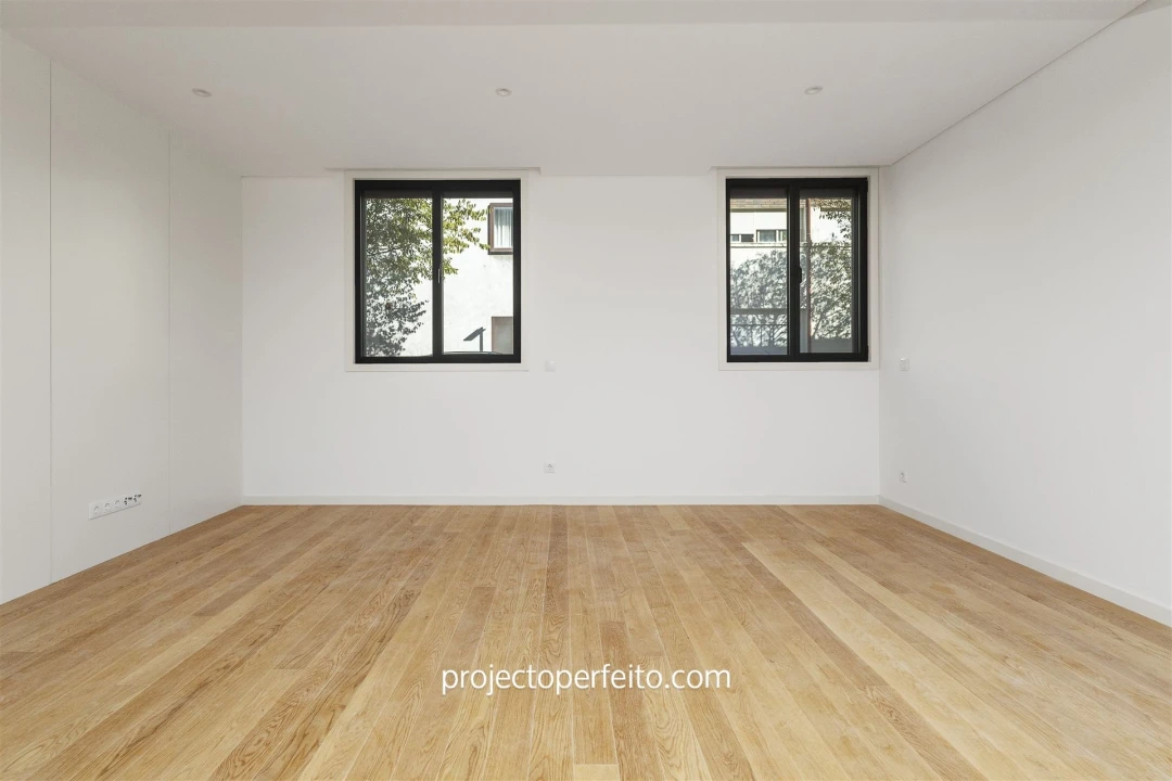 Apartamento T2 para Venda em Espinho Foto 4