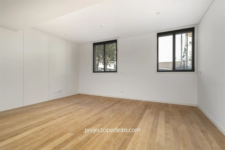 Apartamento T2 para Venda em Espinho Foto 5