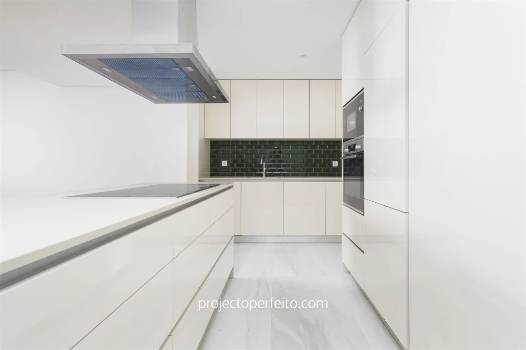 Apartamento T2 para Venda em Espinho Foto 2