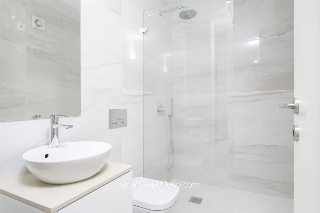 Apartamento T2 para Venda em Espinho Foto 11