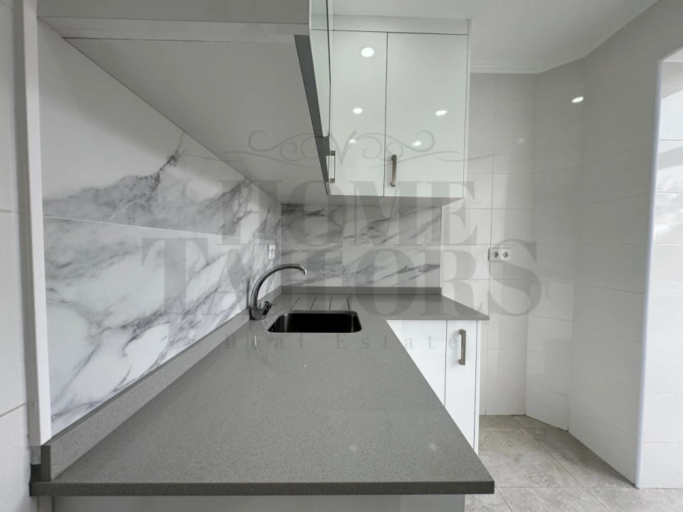 Apartamento T1 para Venda em Arroios Foto 6