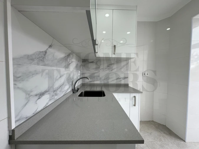 Apartamento T1 para Venda em Arroios Foto 6