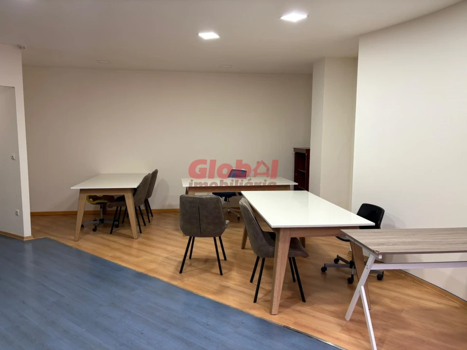 Loja para Venda em Barreiros e Cepões Foto 3