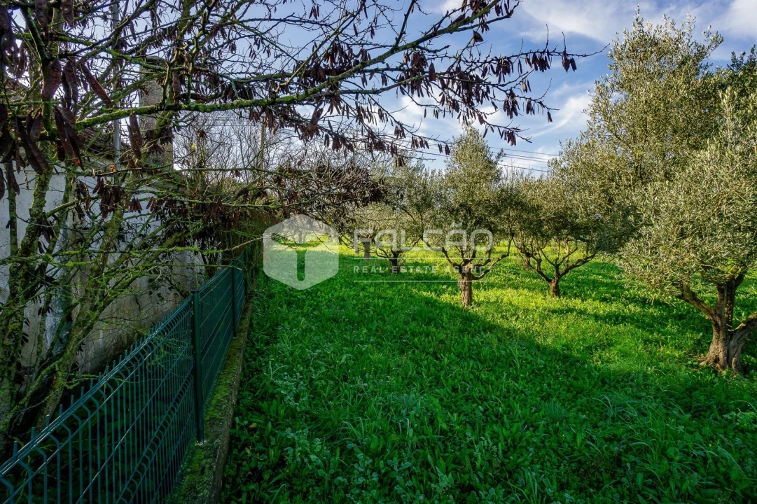 Moradia T5 para Venda em Povoa da Isenta Foto 5