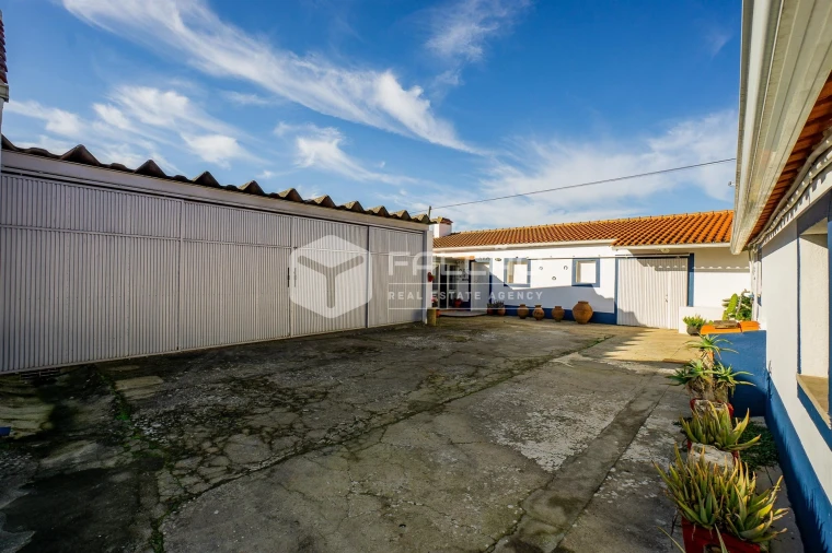 Moradia T5 para Venda em Povoa da Isenta Foto 14