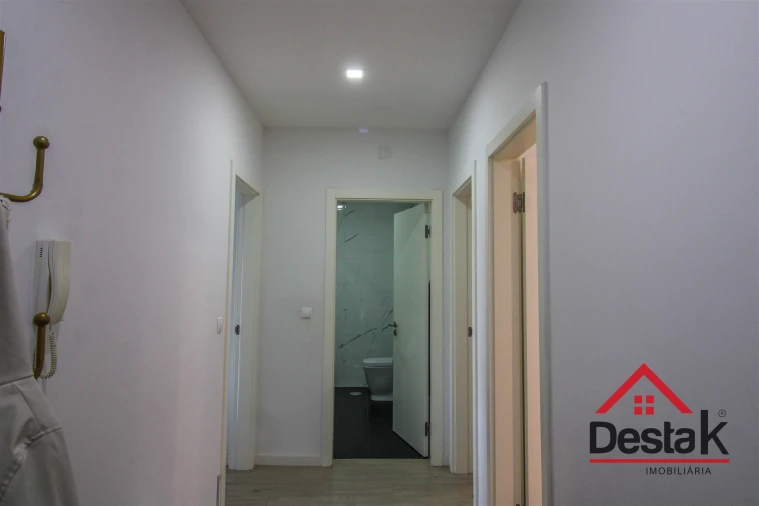 Apartamento T2 para Arrendamento em São Pedro do Sul, Várzea e Baiões Foto 14