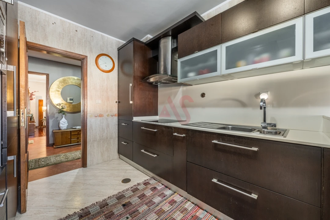 Apartamento T3 para Venda em Caldas de Vizela (São Miguel e São João) Foto 4