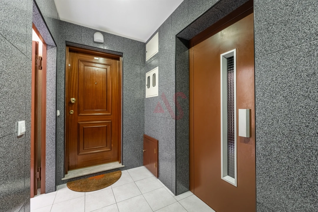 Apartamento T3 para Venda em Caldas de Vizela (São Miguel e São João) Foto 22