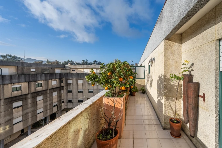 Apartamento T3 para Venda em Caldas de Vizela (São Miguel e São João) Foto 16