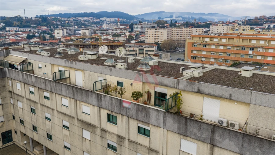 Apartamento T3 para Venda em Caldas de Vizela (São Miguel e São João) Foto 28