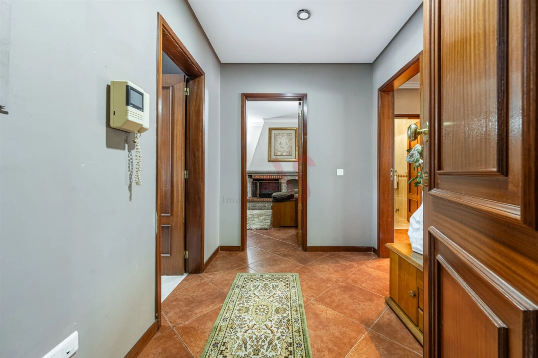 Apartamento T3 para Venda em Caldas de Vizela (São Miguel e São João) Foto 2