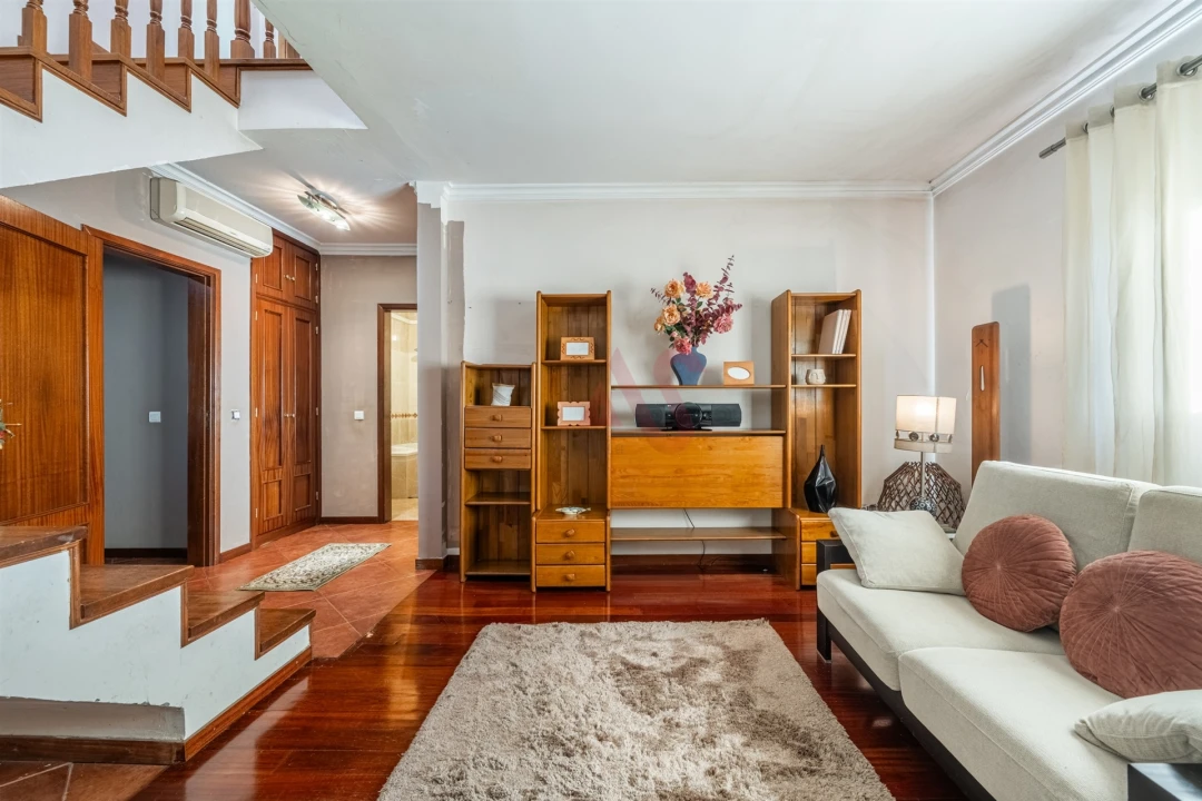 Apartamento T3 para Venda em Caldas de Vizela (São Miguel e São João) Foto 1