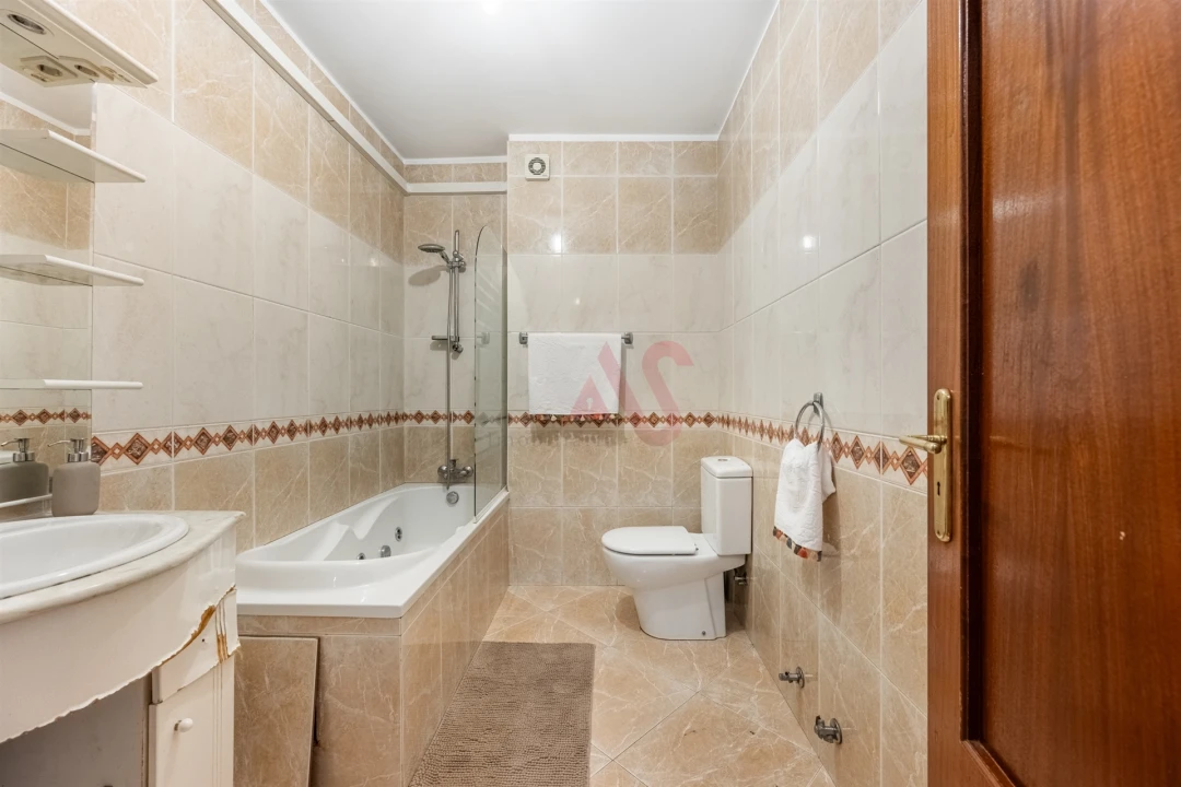 Apartamento T3 para Venda em Caldas de Vizela (São Miguel e São João) Foto 12