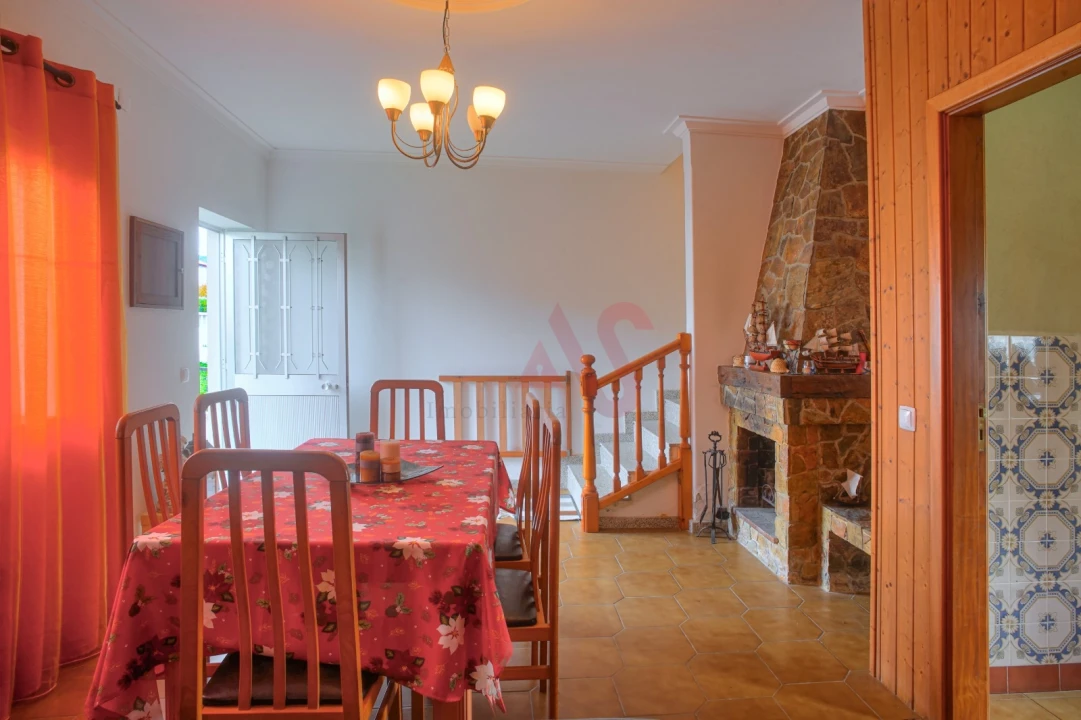 Moradia T3 para Venda em Vila Praia de Ancora Foto 18