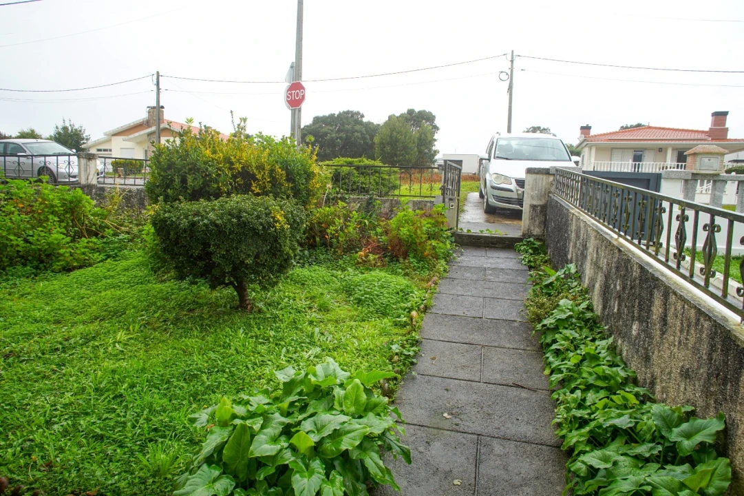 Moradia T3 para Venda em Vila Praia de Ancora Foto 28