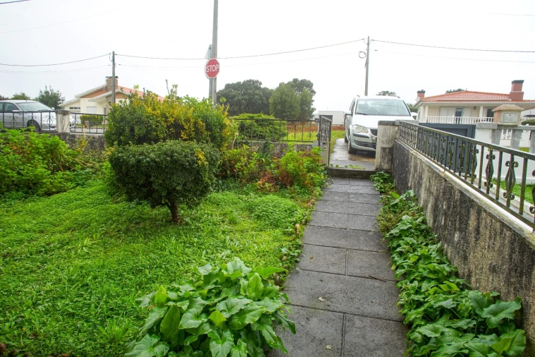 Moradia T3 para Venda em Vila Praia de Ancora Foto 28