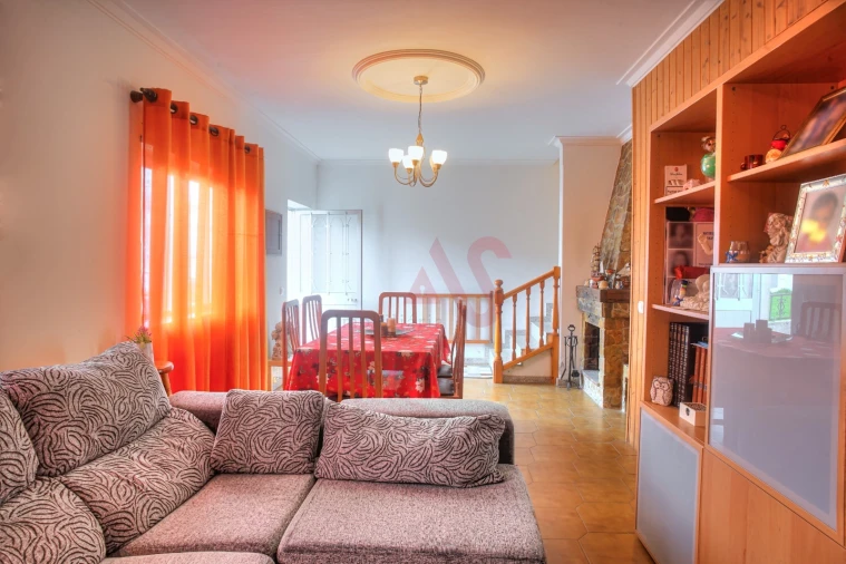 Moradia T3 para Venda em Vila Praia de Ancora Foto 1