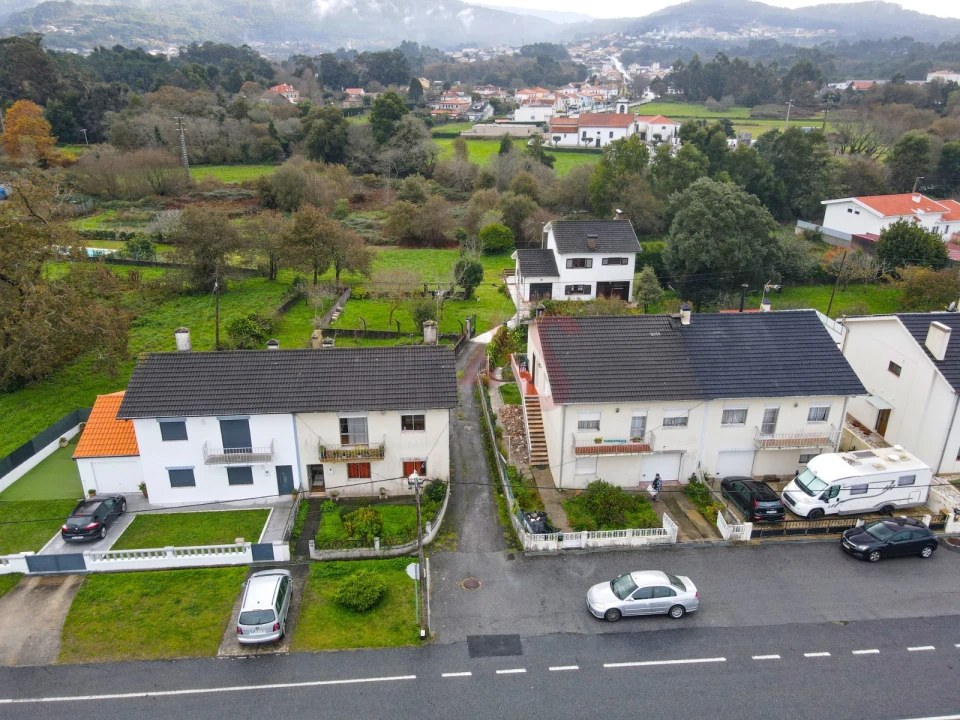 Moradia T3 para Venda em Vila Praia de Ancora Foto 32