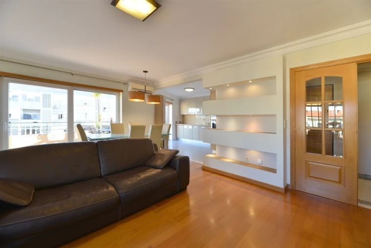 Apartamento T3 para Arrendamento em Cascais e Estoril Foto 3