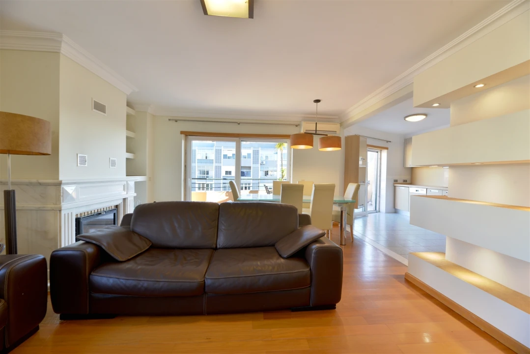 Apartamento T3 para Arrendamento em Cascais e Estoril Foto 4