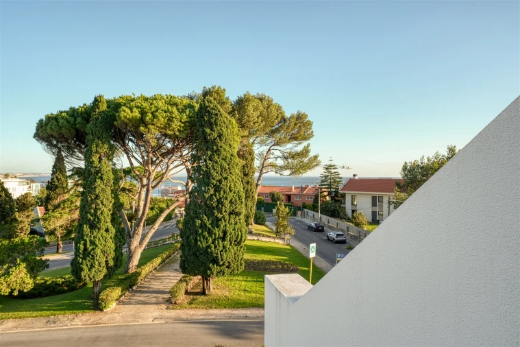 Moradia T4 para Venda em Cascais e Estoril Foto 31