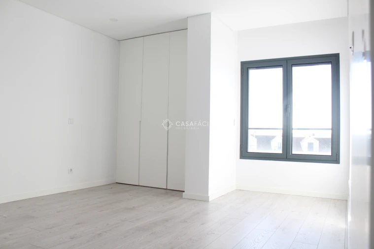 Apartamento T2 para Arrendamento em Alcochete Foto 15