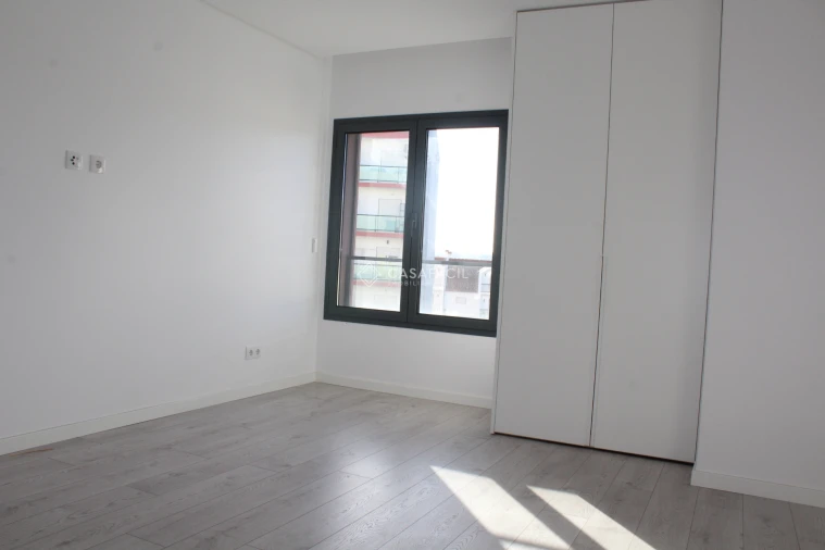 Apartamento T2 para Arrendamento em Alcochete Foto 9