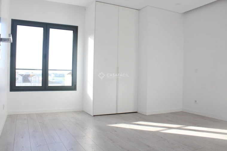 Apartamento T2 para Arrendamento em Alcochete Foto 10