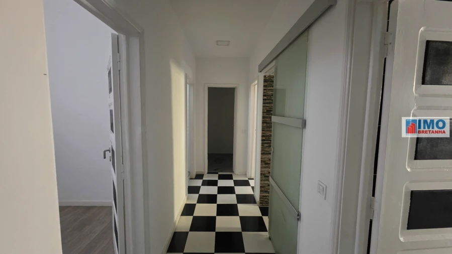 Apartamento T2 para Venda em Castelo Branco Foto 7