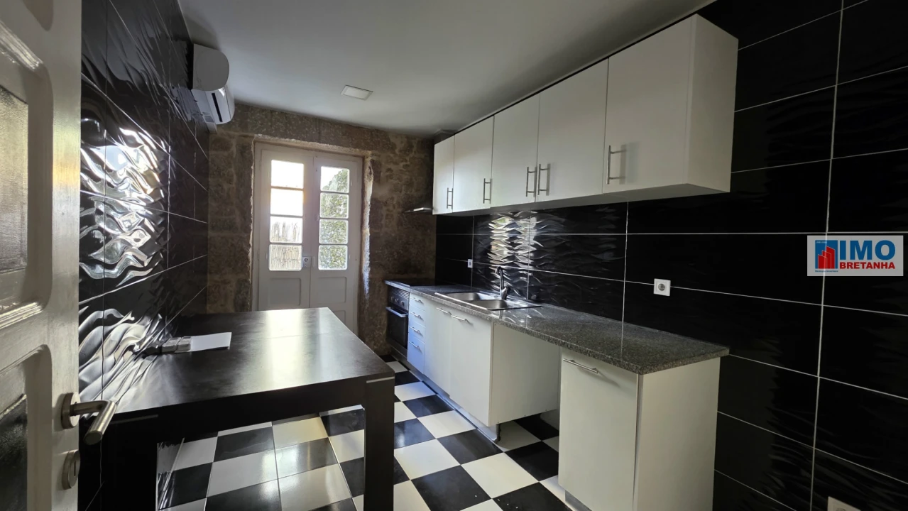 Apartamento T2 para Venda em Castelo Branco Foto 2