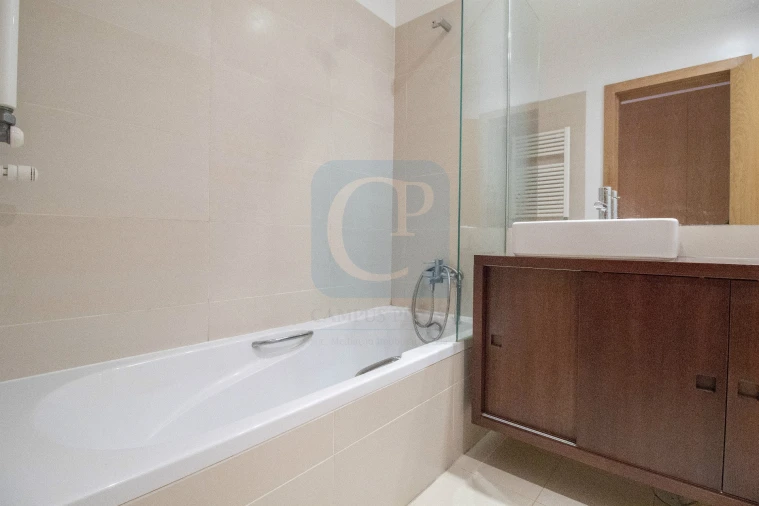 Apartamento T1 para Arrendamento em Paranhos Foto 10