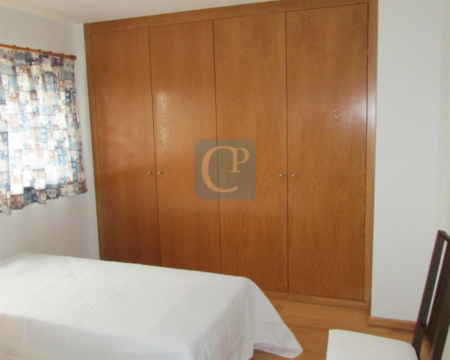 Apartamento T1 para Arrendamento em Paranhos Foto 4