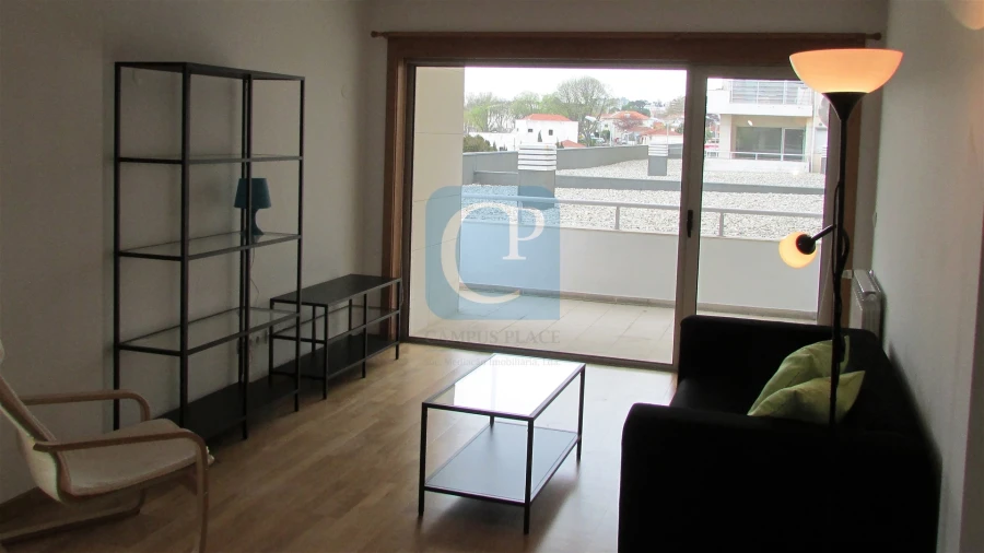 Apartamento T1 para Arrendamento em Paranhos