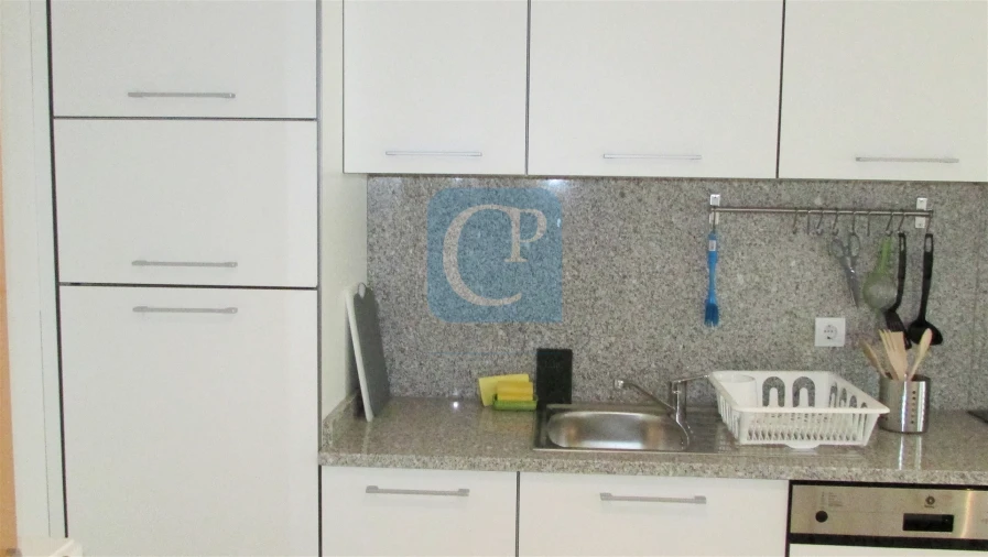 Apartamento T1 para Arrendamento em Paranhos Foto 13