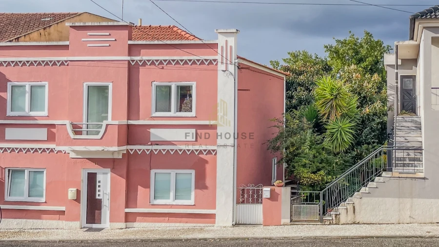 Moradia T7 para Venda em Cadaval e Pêro Moniz Foto 2