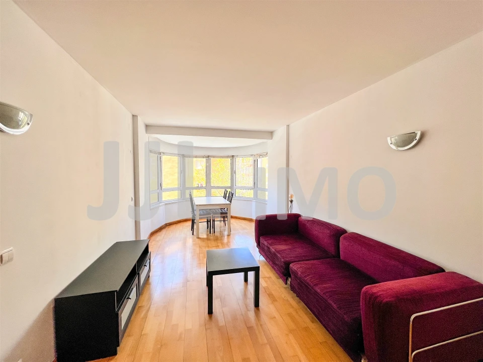 Apartamento T1 para Venda em Areeiro Foto 5