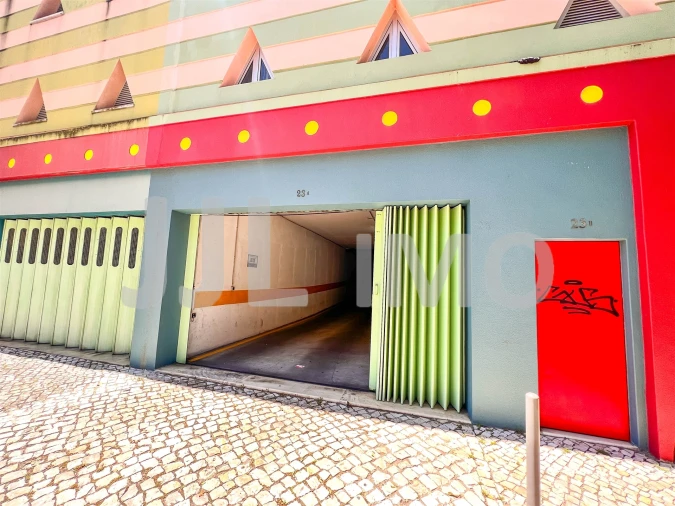 Apartamento T1 para Venda em Areeiro Foto 19