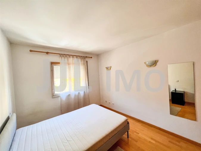 Apartamento T1 para Venda em Areeiro Foto 11