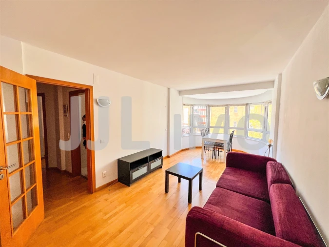 Apartamento T1 para Venda em Areeiro Foto 1