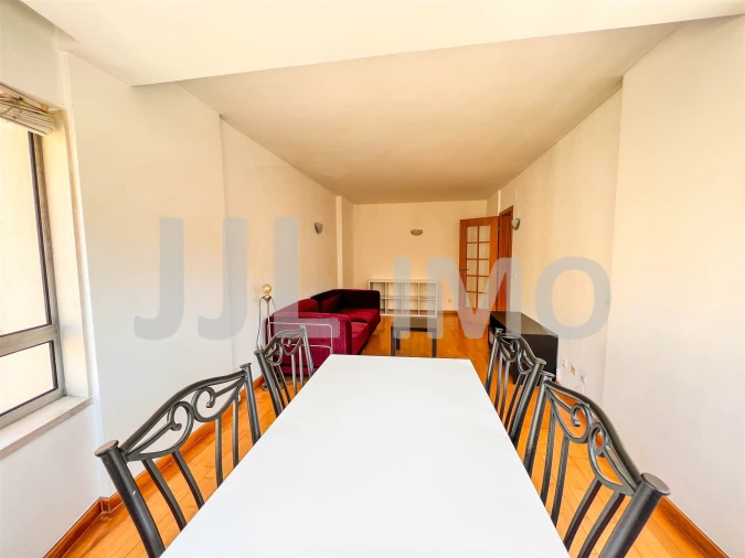 Apartamento T1 para Venda em Areeiro Foto 6