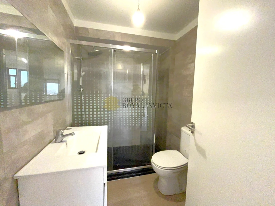 Apartamento T2 para Venda em Rio Tinto Foto 13