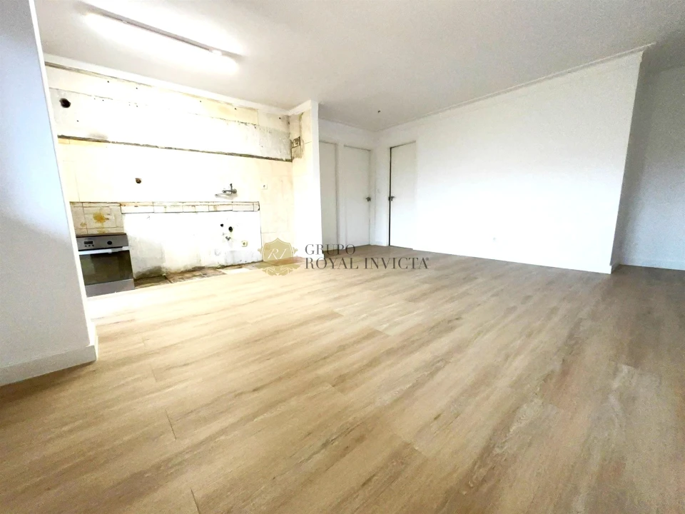 Apartamento T2 para Venda em Rio Tinto Foto 9