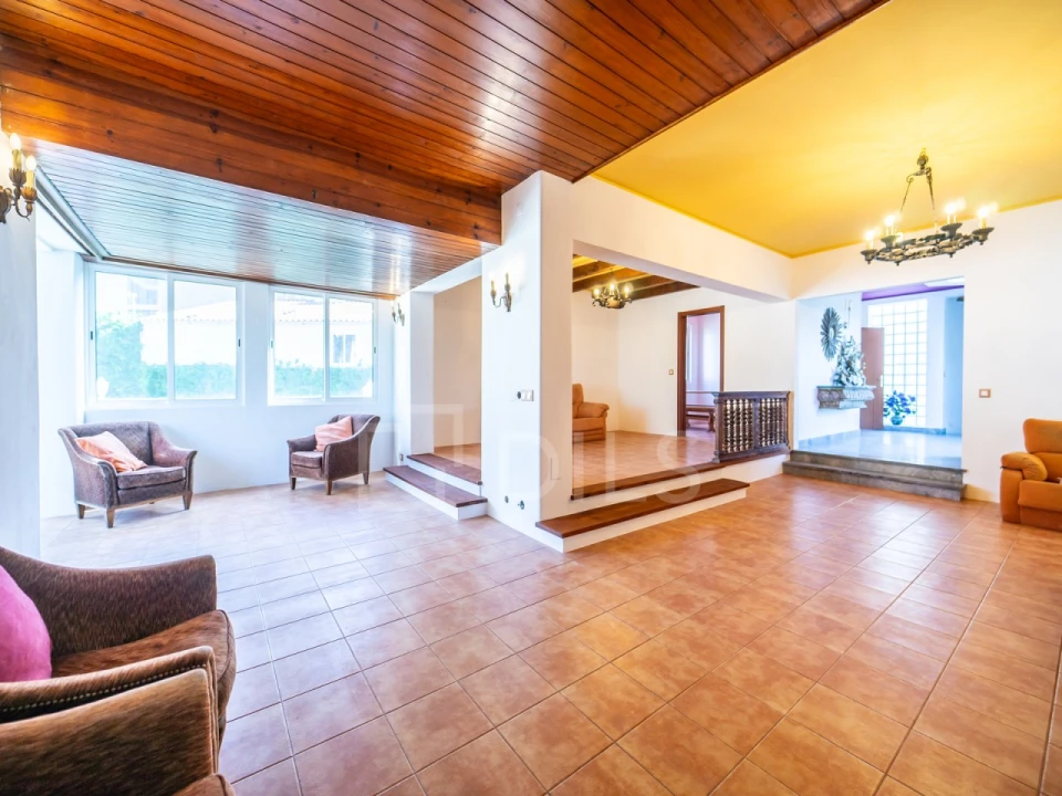 Moradia T7 para Venda em Oeiras e São Julião da Barra, Paço de Arcos e Caxias Foto 3