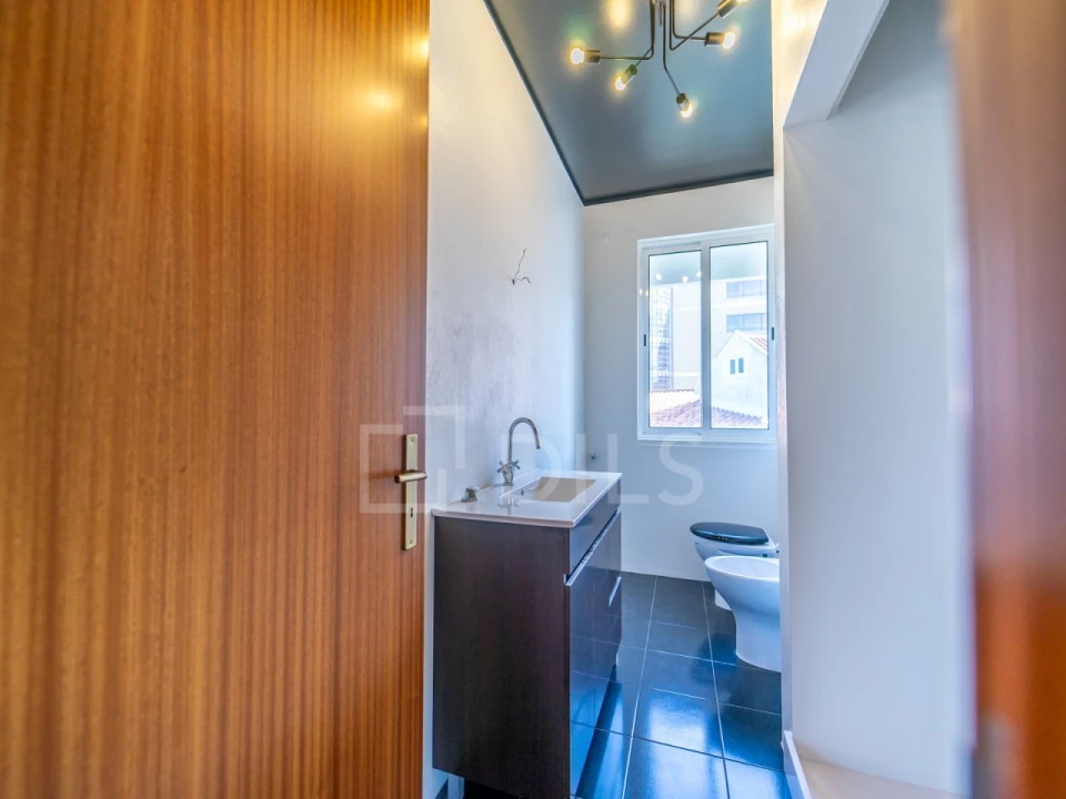 Moradia T7 para Venda em Oeiras e São Julião da Barra, Paço de Arcos e Caxias Foto 45