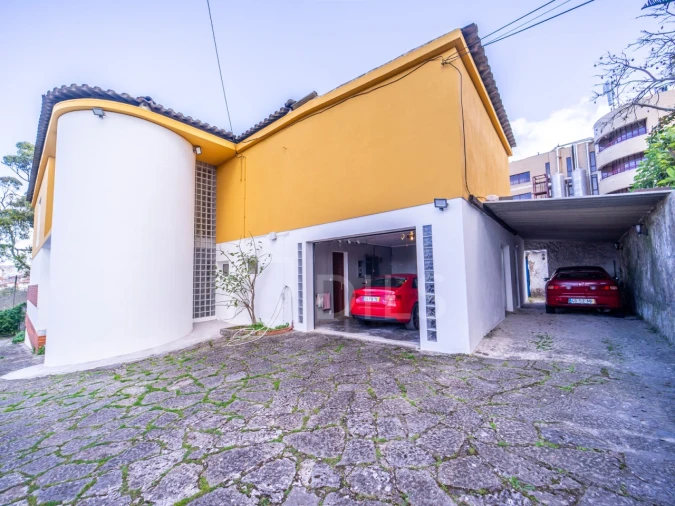 Moradia T7 para Venda em Oeiras e São Julião da Barra, Paço de Arcos e Caxias Foto 12