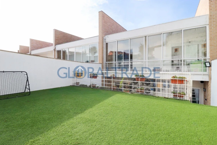 Moradia T4 para Venda em Alfena